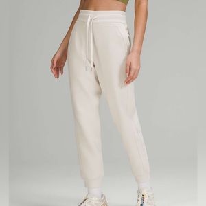 Lululemon Scuba Joggers